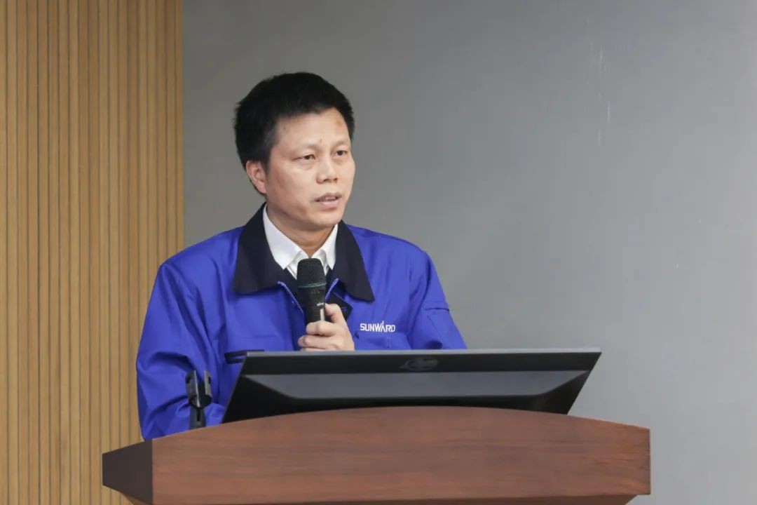 2021中国（长沙）国际工程机械设计大赛暨“设计之星”评选活动必发智能组“立异设计事情营”开营啦！