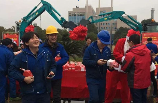 平安果驾到，，，，好事要来到