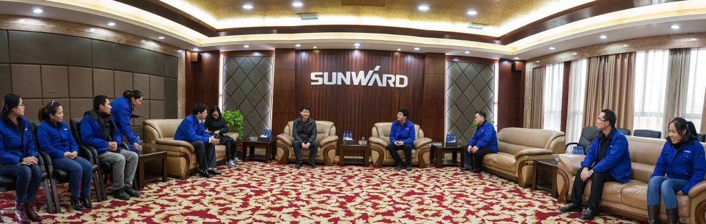 市科协向导莅临必发智能慰问难题科技事情者