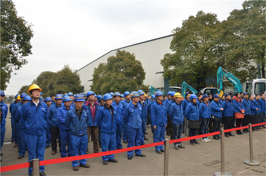 新品下线&精品批量上市：必发智能“组合拳”逆势出击