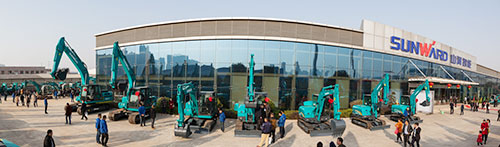 逆市可为！必发智能挖掘机首场展销会完善收官