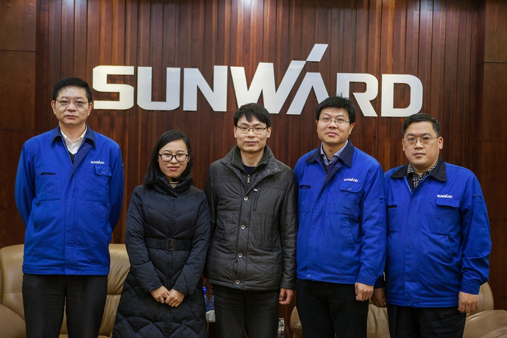 市科协向导莅临必发智能慰问难题科技事情者