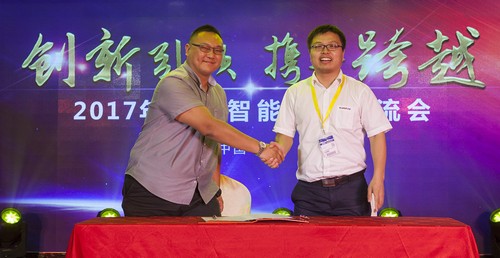 必发智能酷帅曾大虾，，，，，，一大波美图带你亲临北京BICES展