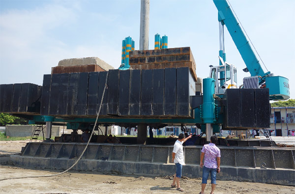 十九年稳居冠军宝座，，，，，必发智能静力压桩机完善演绎“字斟句酌”