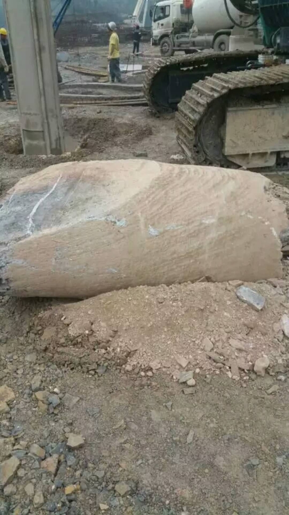 效率横跨两倍！必发智能SWDM360旋挖钻名动贵阳