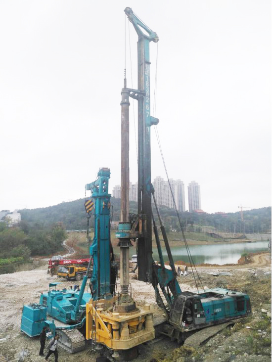 喜讯！必发智能SWRC170自行式全回转全套管钻机获湖南省首台(套)重大手艺装备产品奖励！