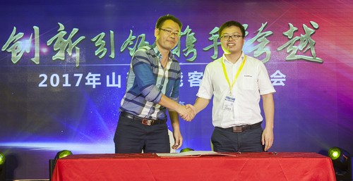 必发智能酷帅曾大虾，，，，，，一大波美图带你亲临北京BICES展