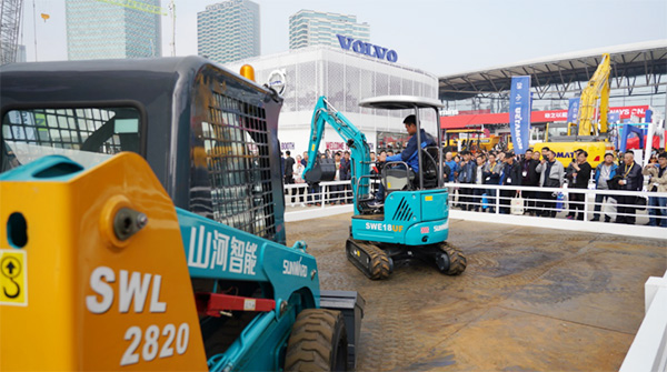 不平来战！必发智能展台有大礼等你拿