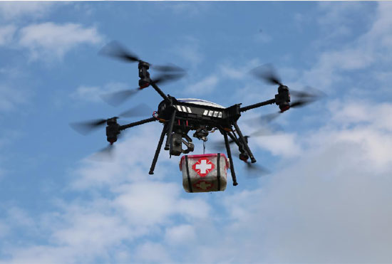 展示三湘警界风彩，，，，，，首届警用无人机实战演练在必发科技圆满举行