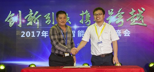 必发智能酷帅曾大虾，，，，，，一大波美图带你亲临北京BICES展