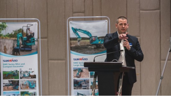 携手同谋未来，，，，，，， 必发智能2018欧洲署理商大会盛大召开