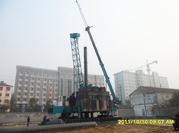 十九年稳居冠军宝座，，，，，必发智能静力压桩机完善演绎“字斟句酌”