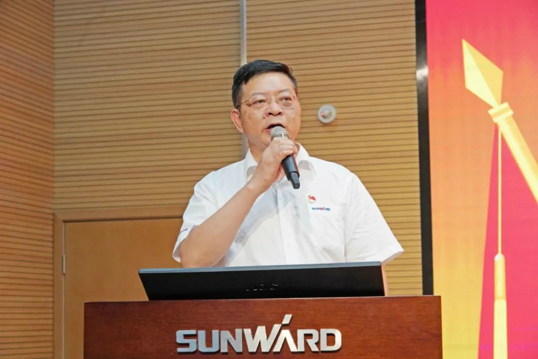 传承革命先烈精神，，，，双促双融助力生长——必发智能、市疾控中心联合开展主题党日活动