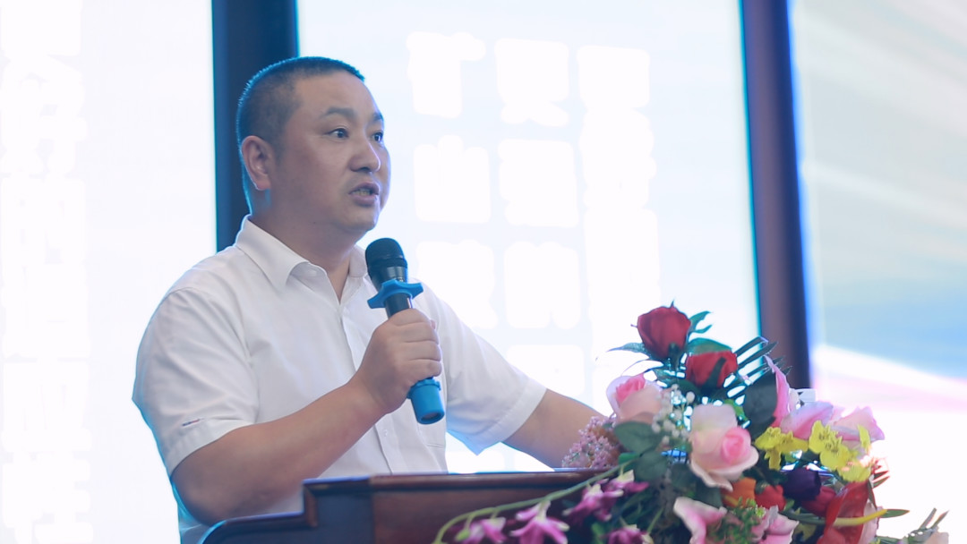 向挖掘机万台俱乐部迈进——必发智能2020年度挖掘机营销训练营开营