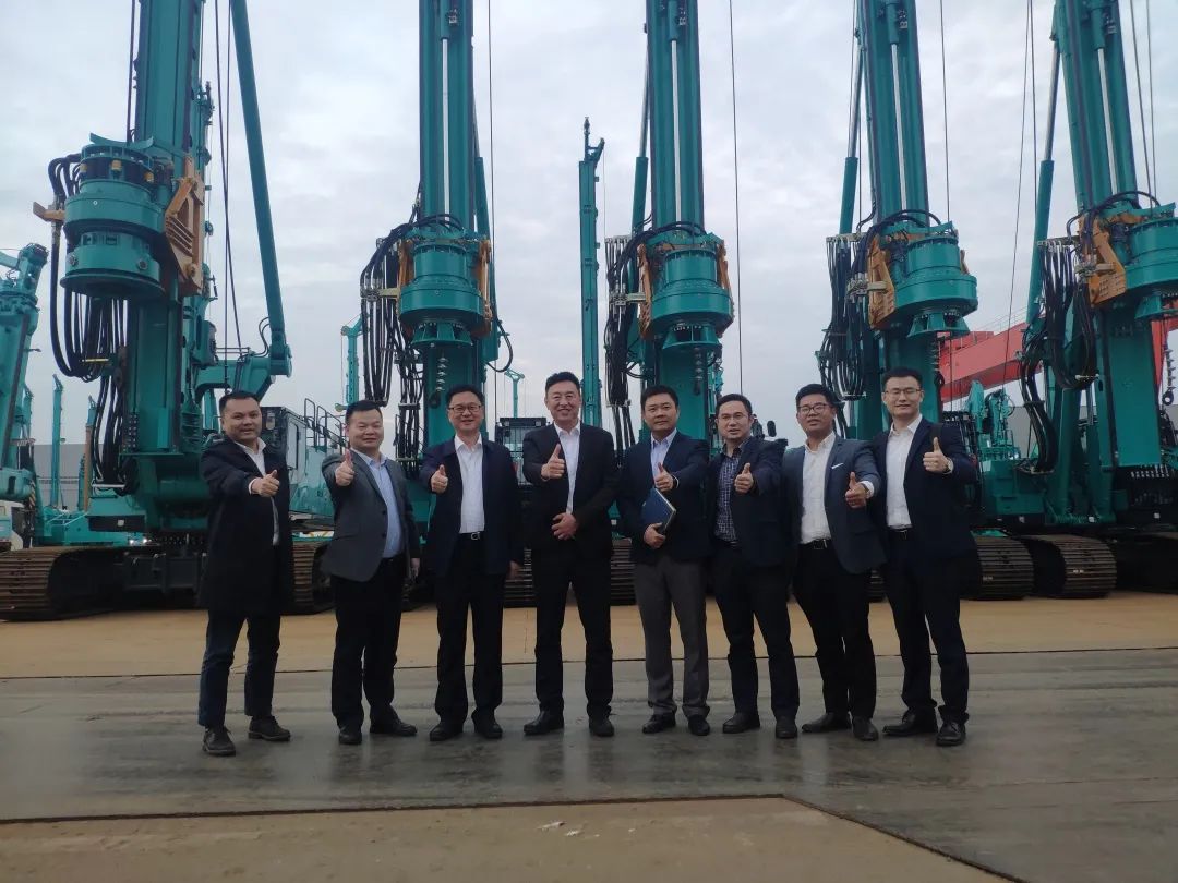 中国联通首席科学家范济安到访必发智能