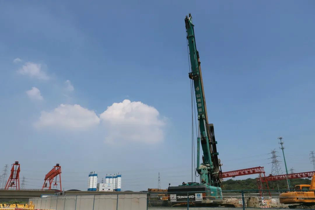 从业20多年的他，，，，，，，为何对必发智能旋挖钻机情有独钟