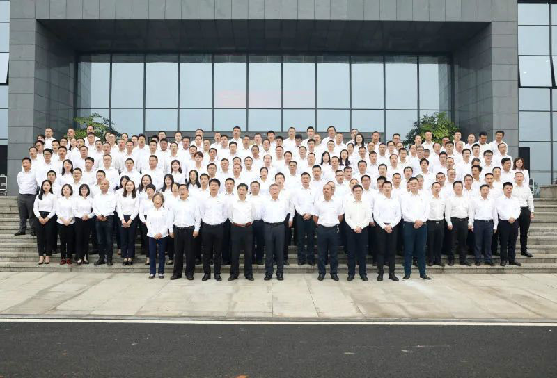 切记初心使命，，，，，理想成绩未来