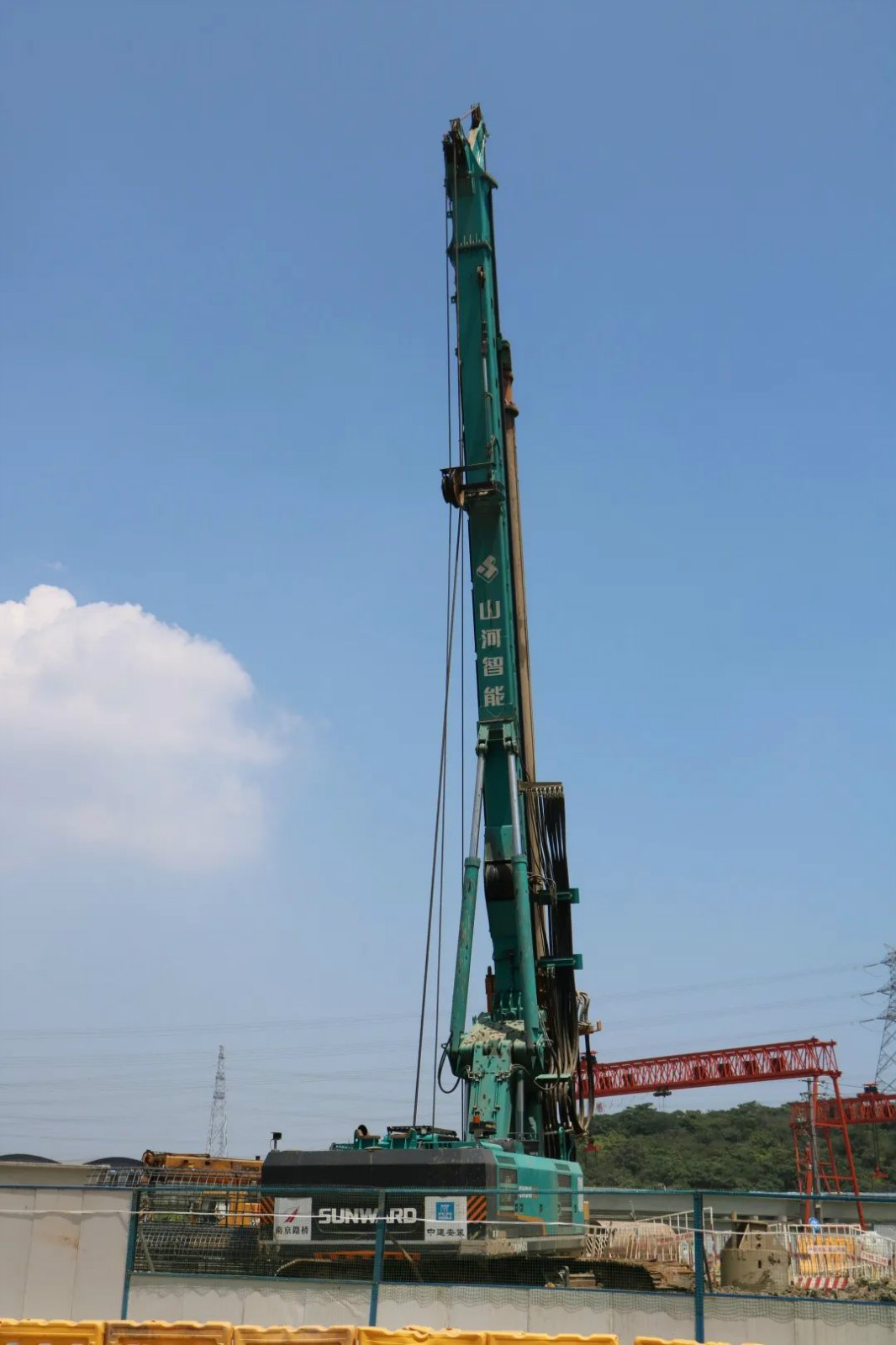 从业20多年的他，，，，，，，为何对必发智能旋挖钻机情有独钟