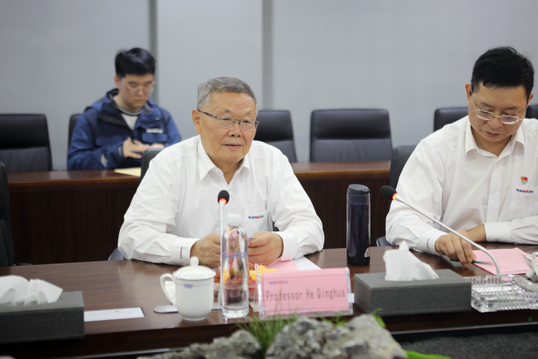 老挝长沙总领事本·印塔巴迪考察必发智能