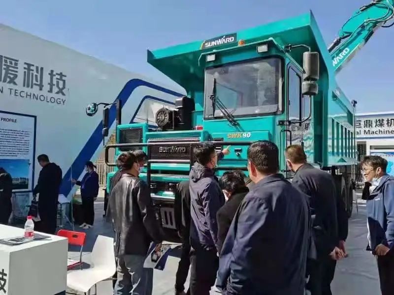 必发智能绿巨人闪亮登场鄂尔多斯国际煤博会