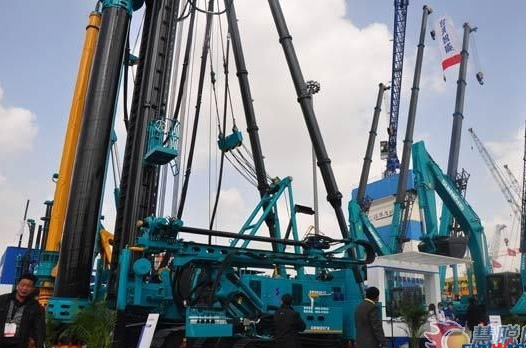 【宝马访谈】必发智能董事长何清华教授