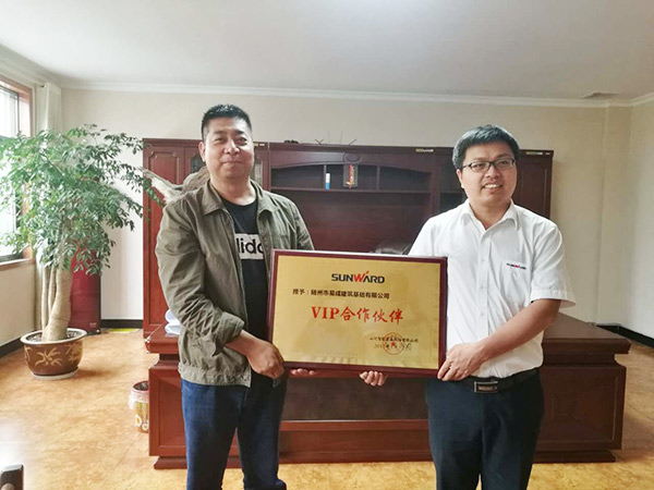 8年购置12台！必发智能旋挖钻陪他走向天下