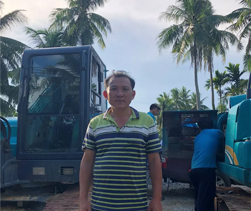 作为村里的创富标杆，，，，，，陈老板的∶院爱将”事实是谁？？？？？