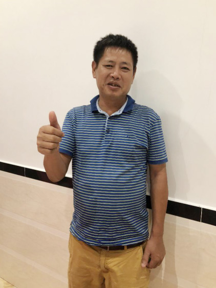 必发智能SWE 215E挖掘机是他的左膀右臂！