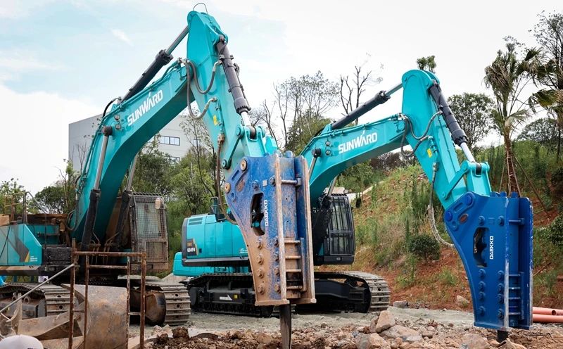 再升级！必发智能“矿山猛士”极限破碎现场直击