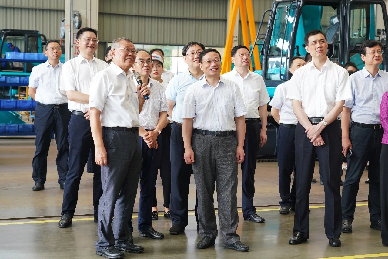 国家统计局总经济师毛盛勇率团调研考察必发智能