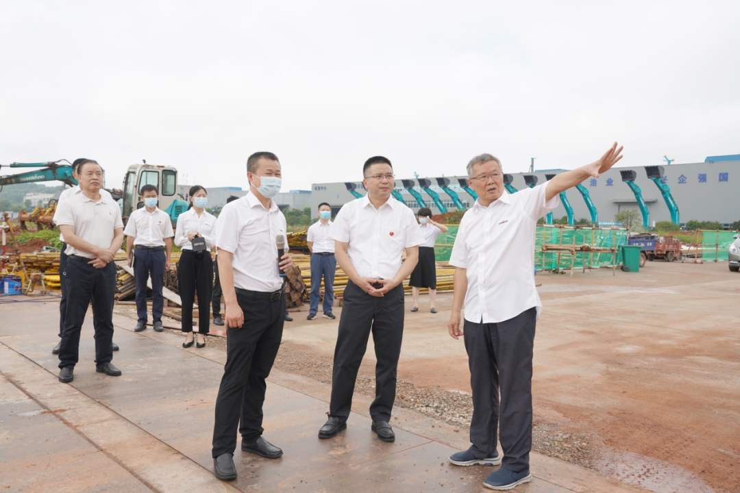 长沙市委常委、市纪委书记胡卫兵考察调研必发智能