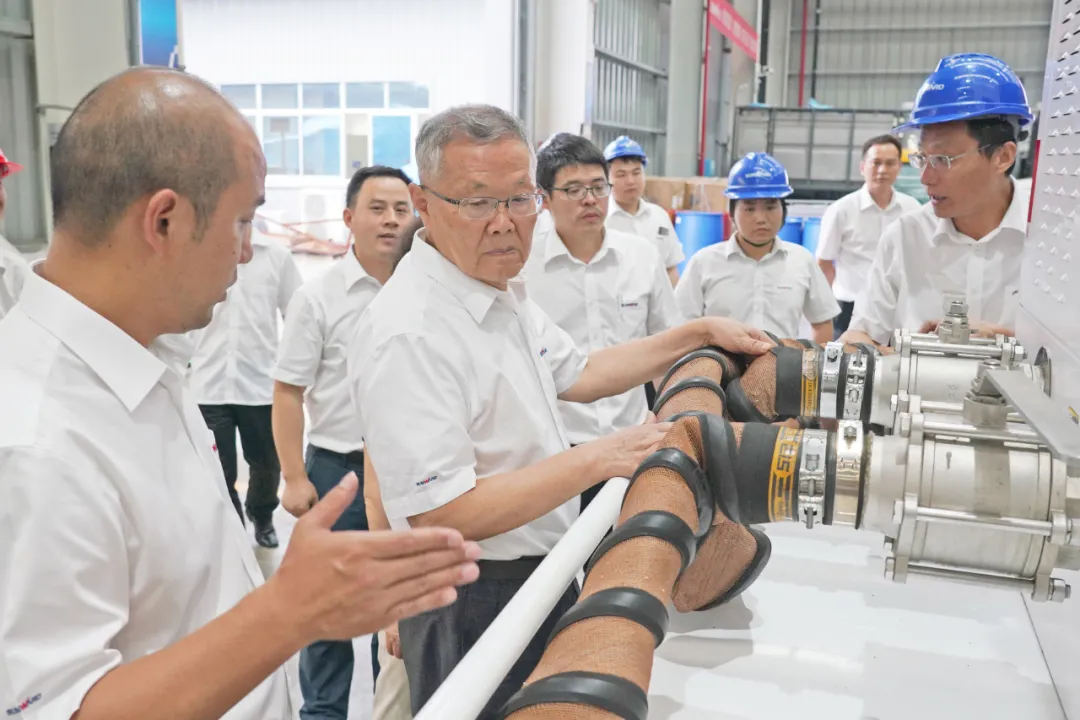 媒体聚焦 | 必发智能董事长、首席专家何清华：切记总书记嘱托 施展先导式立异优势 走高质量生长蹊径