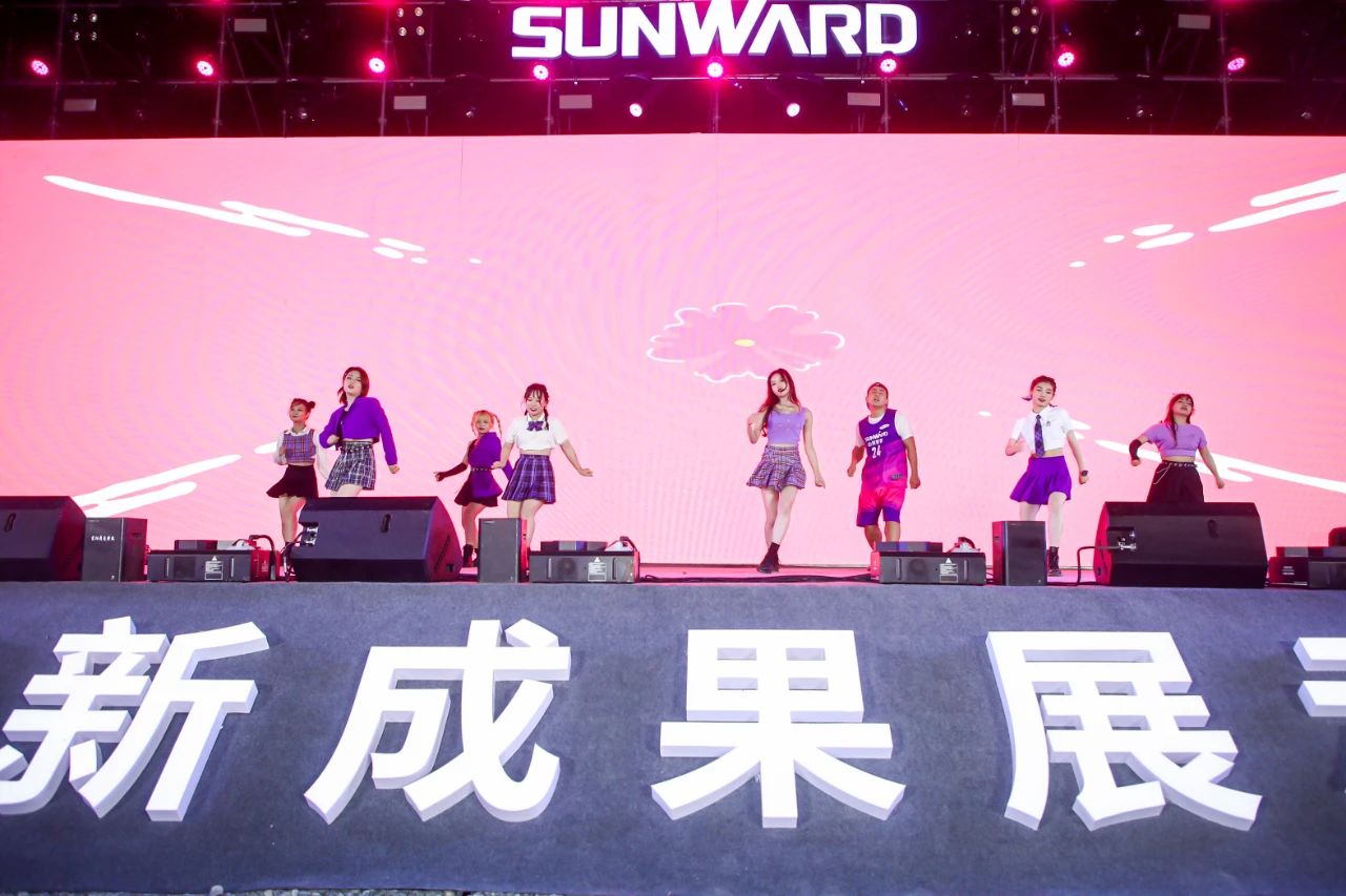 逛展超热闹！必发智能效果展示会高能名时势来袭