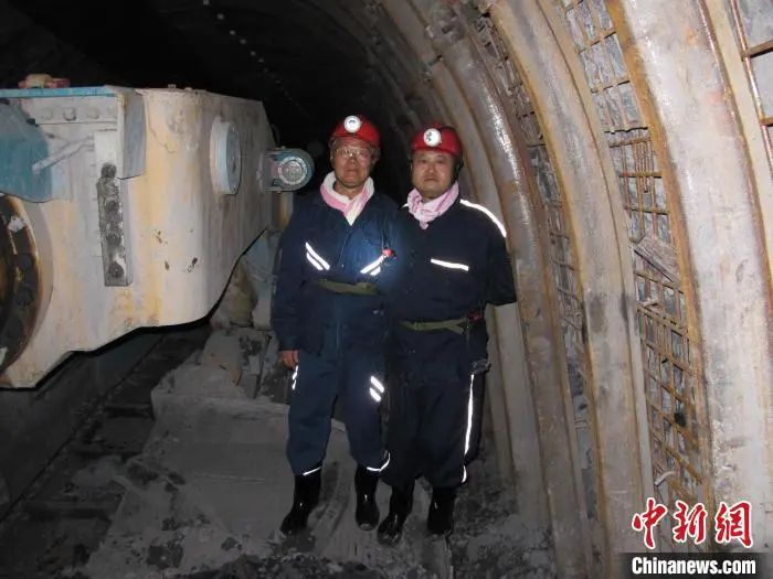 媒体聚焦 | 中新社专访——必发智能首创人何清华：向着太阳奔驰的筑梦人