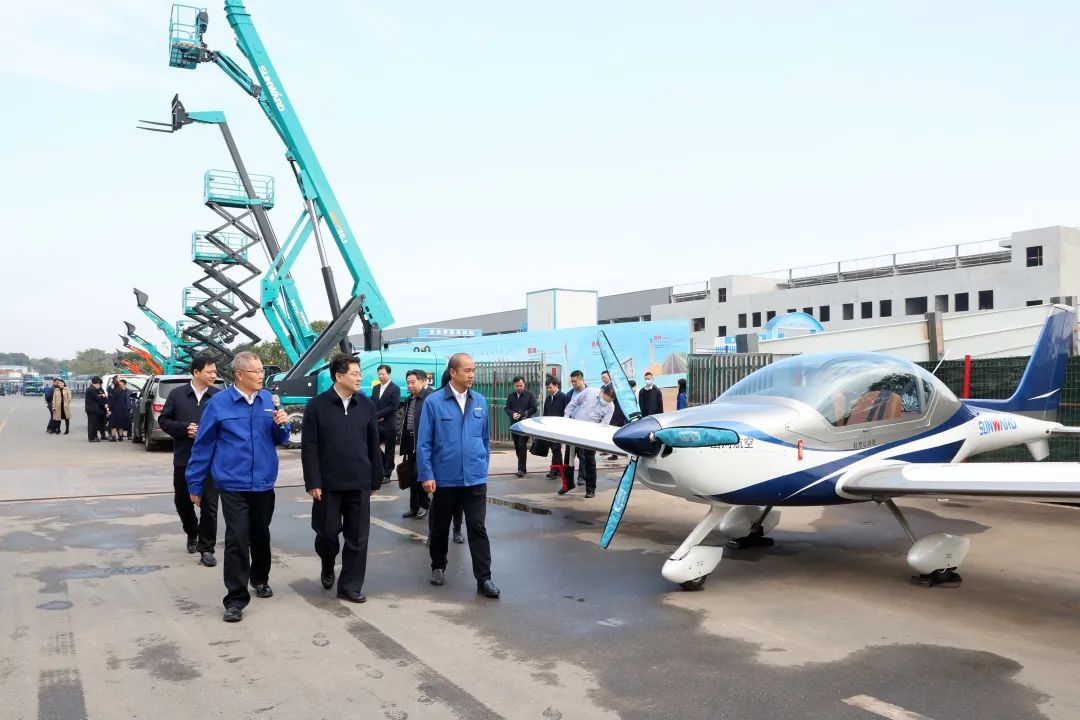 湖南省副省长隋忠诚调研必发智能