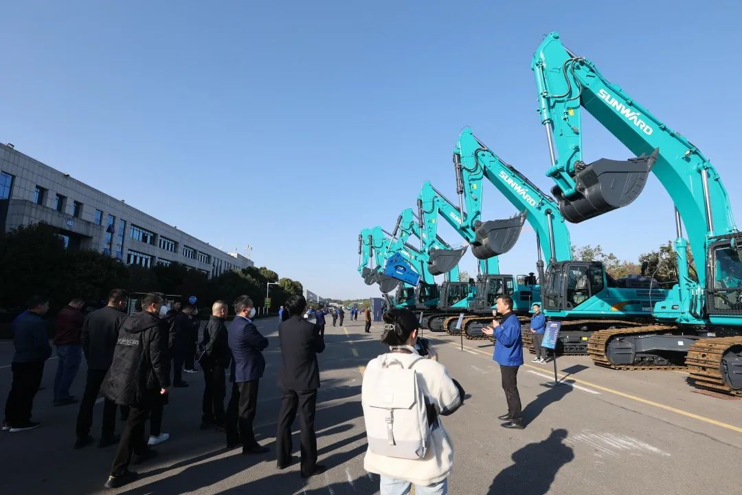 全球首创5G+智能钻机重磅宣布，，，，，必发智能倾力打造绿色智慧矿山成套装备