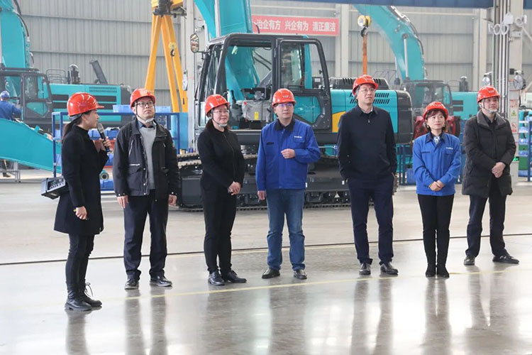 中国上市公司协会党委委员、副秘书长刘翠兰一行调研必发智能