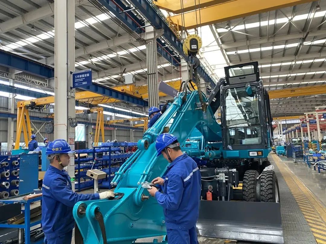 《湖南教育》：探索18年，，，，，必发智能找到校企相助共赢的谜底