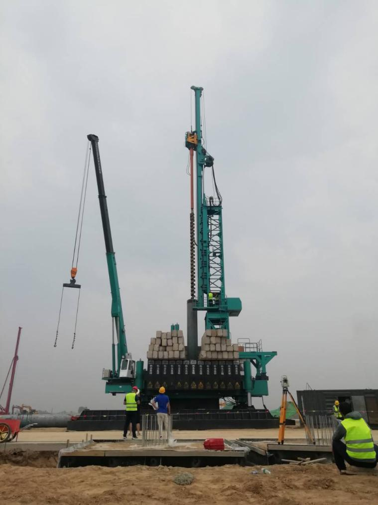 创下纪录！必发智能引孔式静力压桩机首次应用于高铁项目