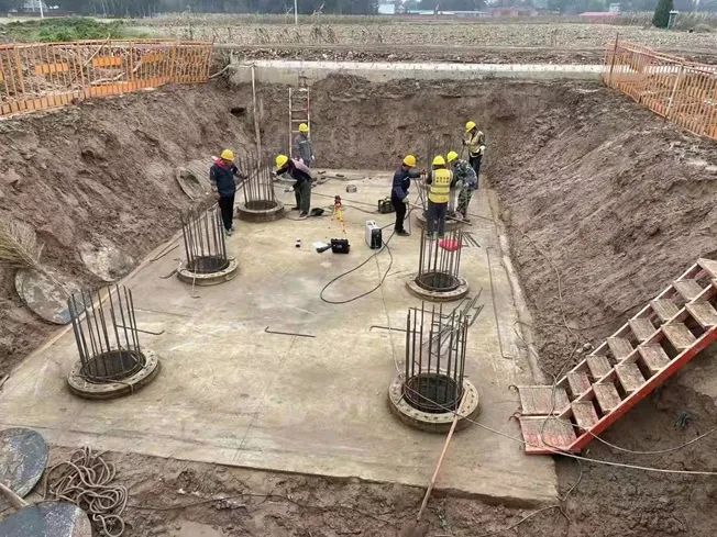 创下纪录！必发智能引孔式静力压桩机首次应用于高铁项目