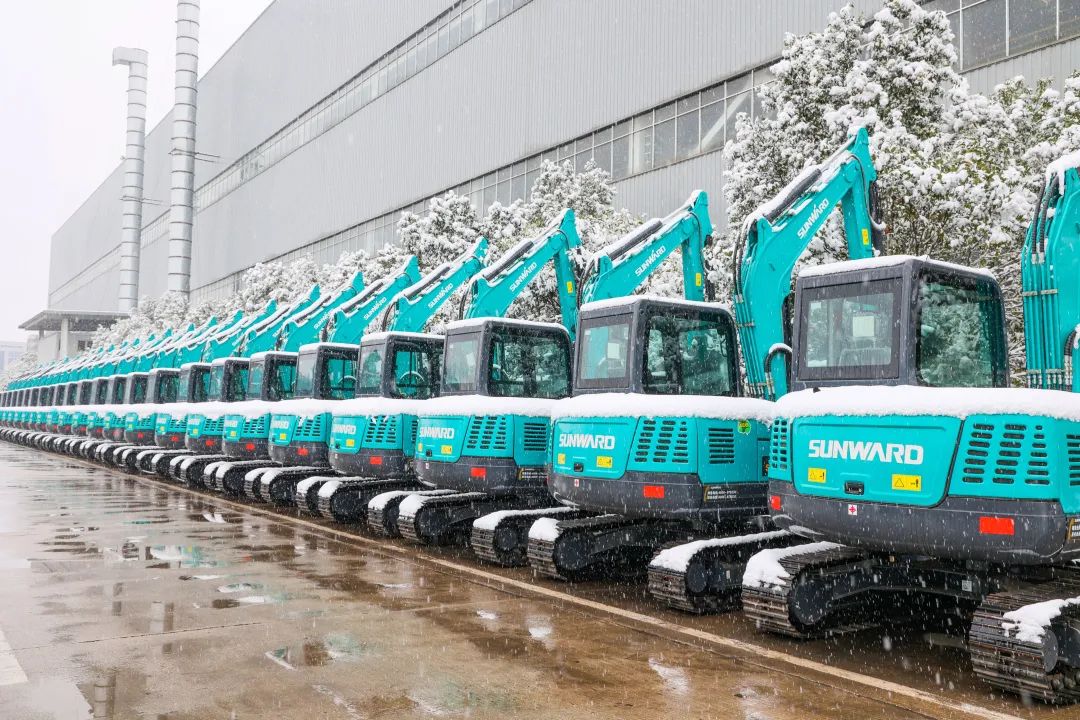 瑞雪兆有年，，，，邀您共赏雪中必发！