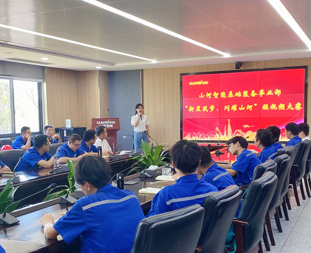 你好 2022！再见 2021！我与必发智能共生长