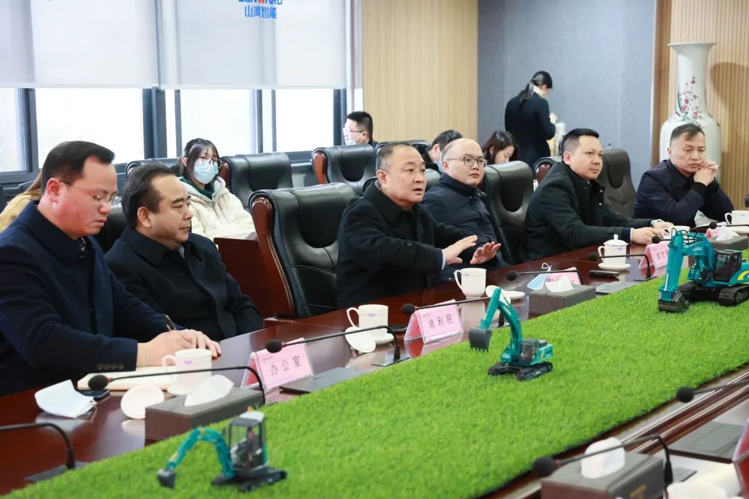 张庆红调研必发智能