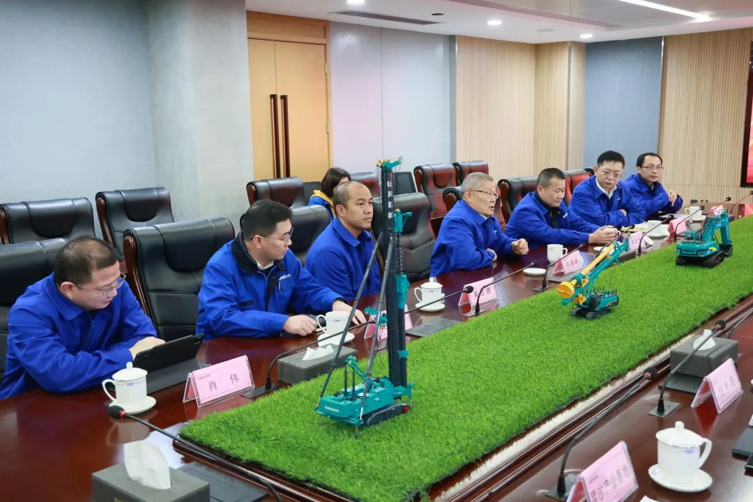 张庆红调研必发智能