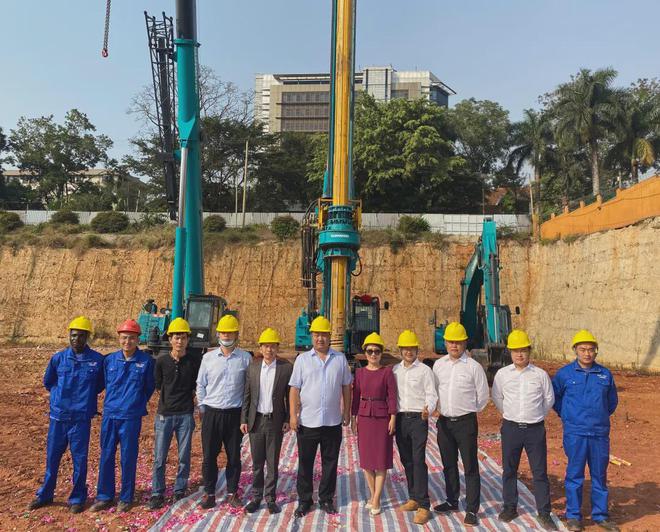 助力乌干达第一住宅高楼建设！必发智能再次出征非洲市场