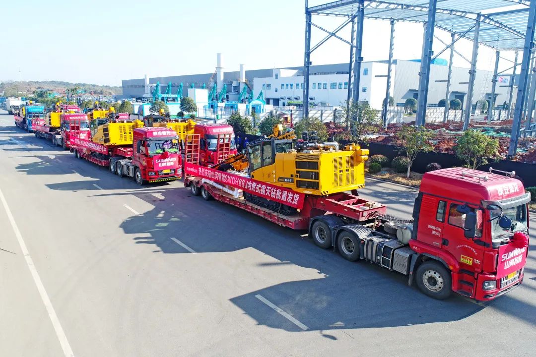 又一款差别化定制产品获认可！必发智能SWDH89J内燃式露天钻批量发货