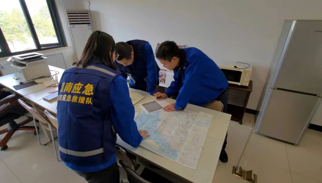 火情就是下令！湖南航空应抢救援队必发机组展现“必发速率”