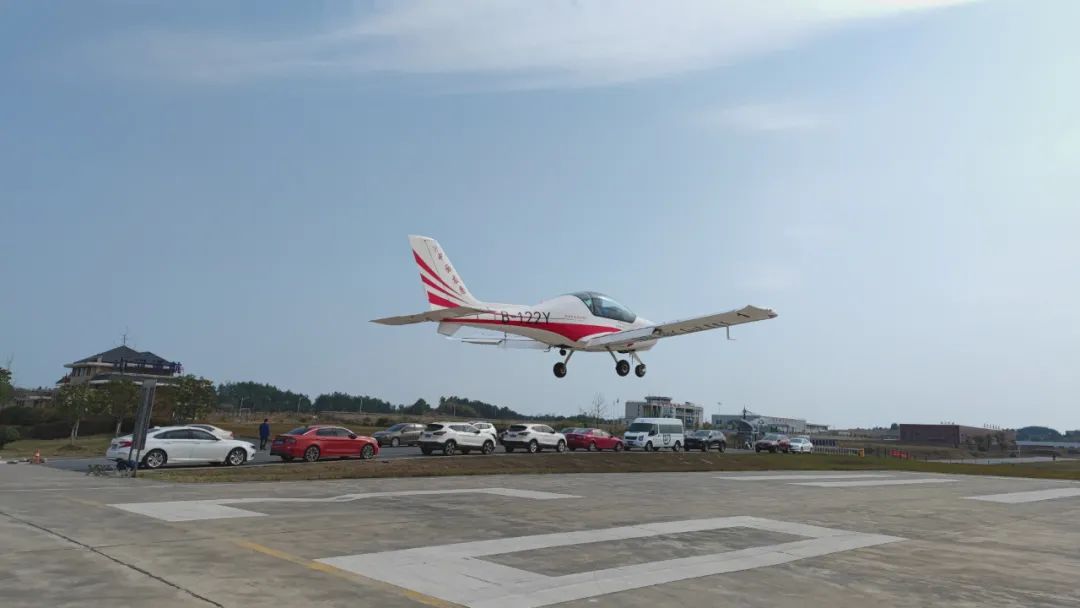 火情就是下令！湖南航空应抢救援队必发机组展现“必发速率”