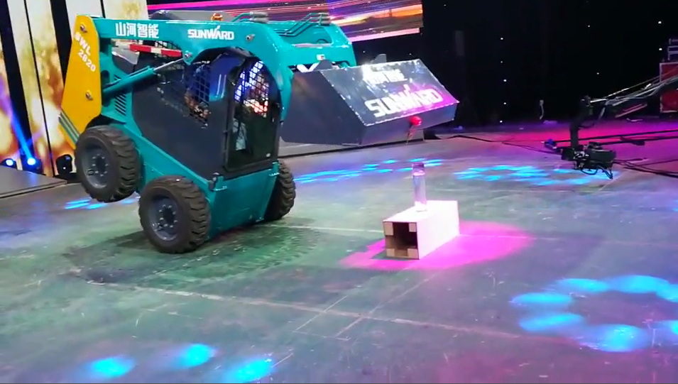 必发匠心 | 闻“机”起舞，，，，手艺“添”威