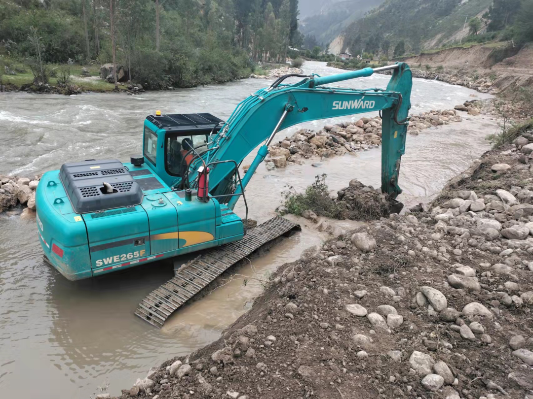 挑战天下第二高山脉！必发智能装备助力秘鲁安第斯国家公路项目建设
